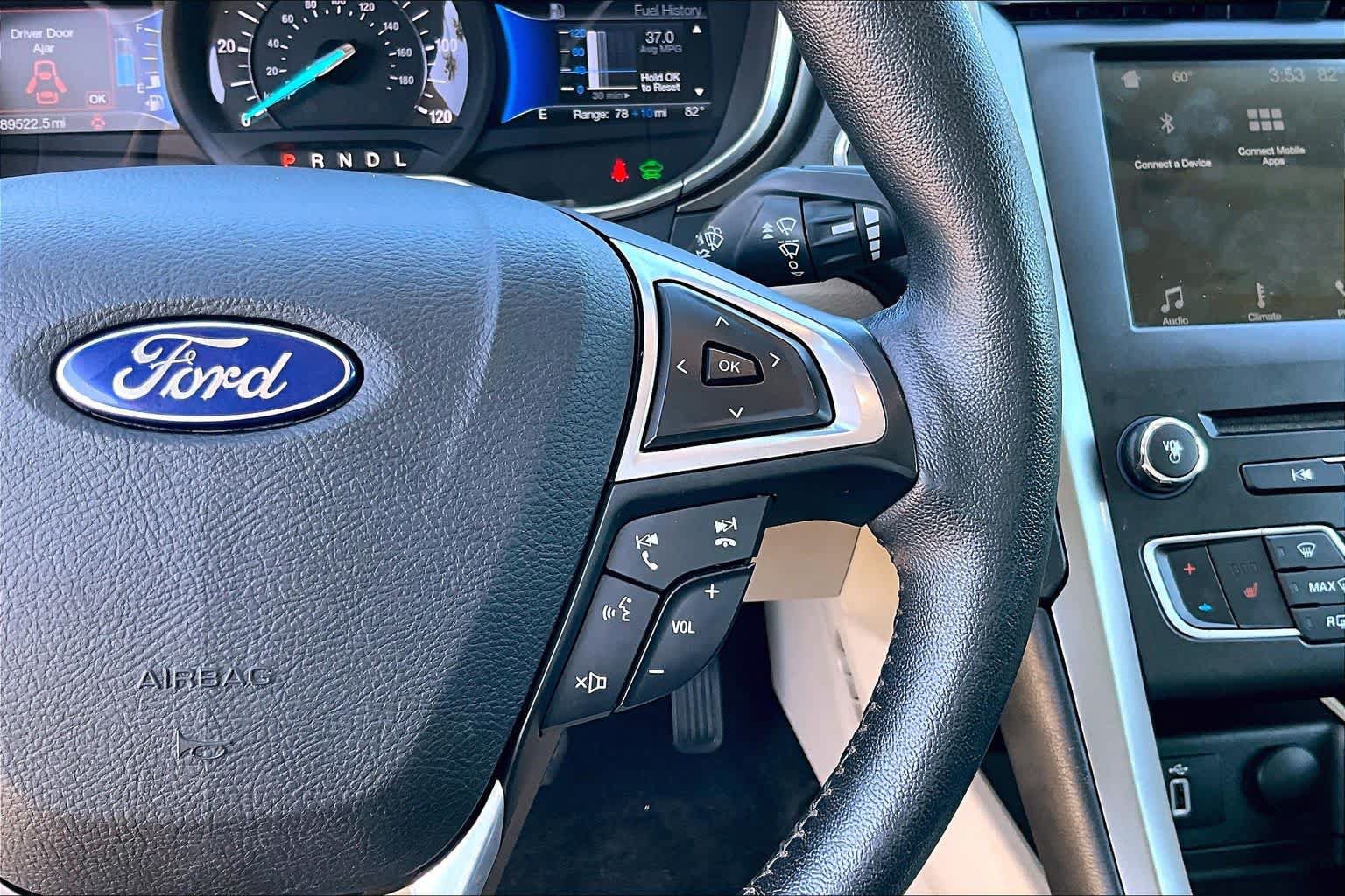 Used 2017 Ford Fusion Energi SE FWD image 23