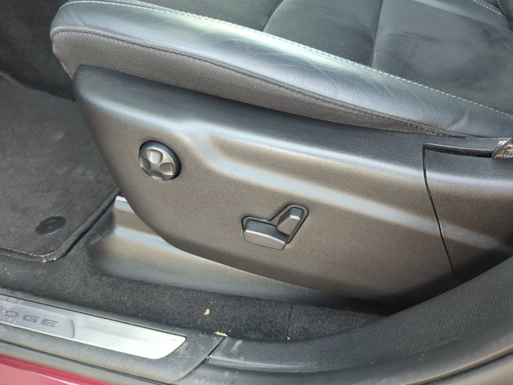 Used 2022 Dodge Durango GT image 35