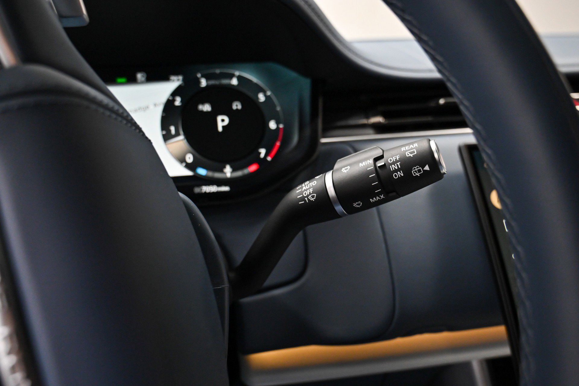 Used 2023 Land Rover Range Rover LWB SV Autobiography image 67