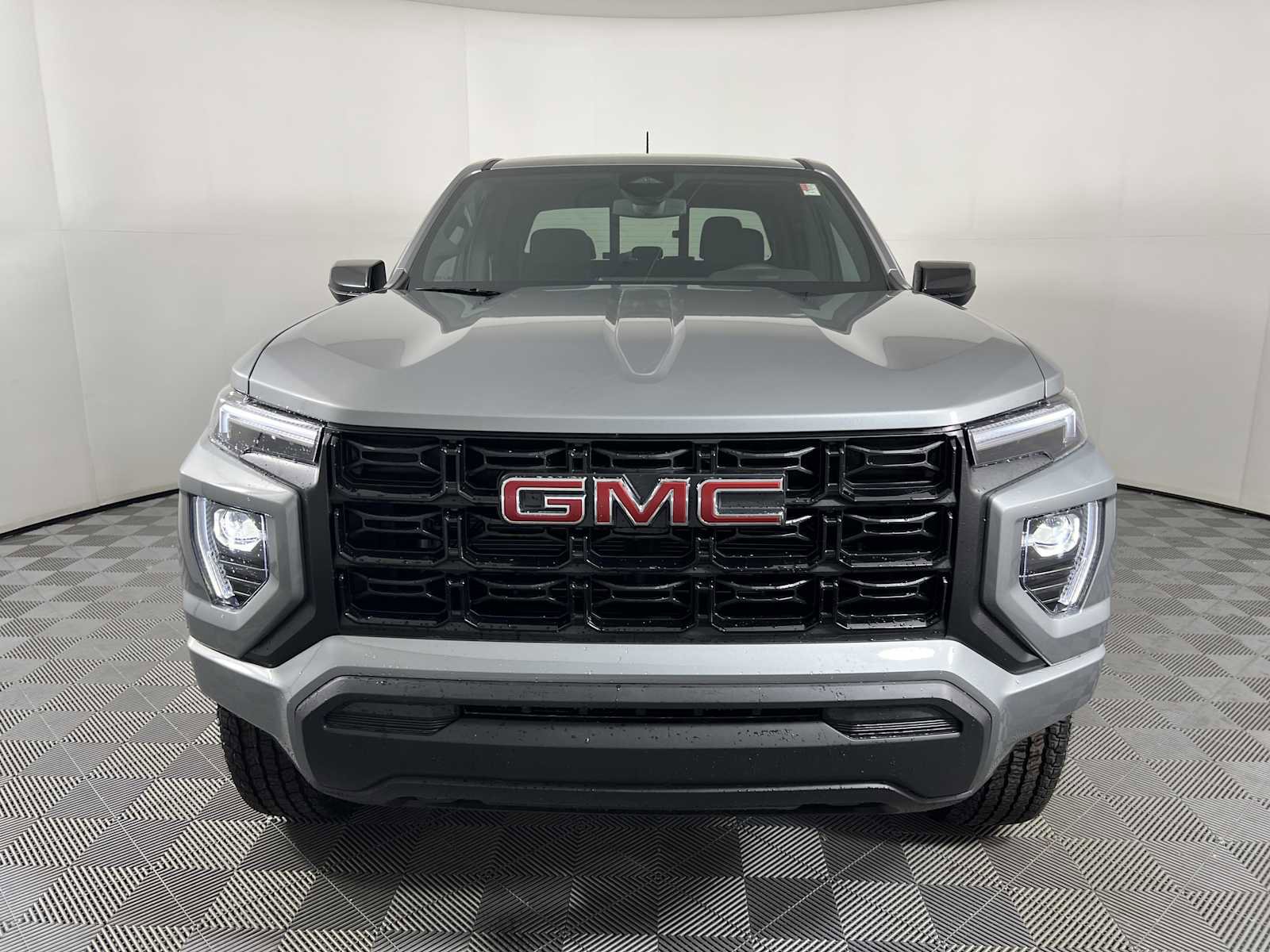 New 2026 GMC Canyon Elevation image 2