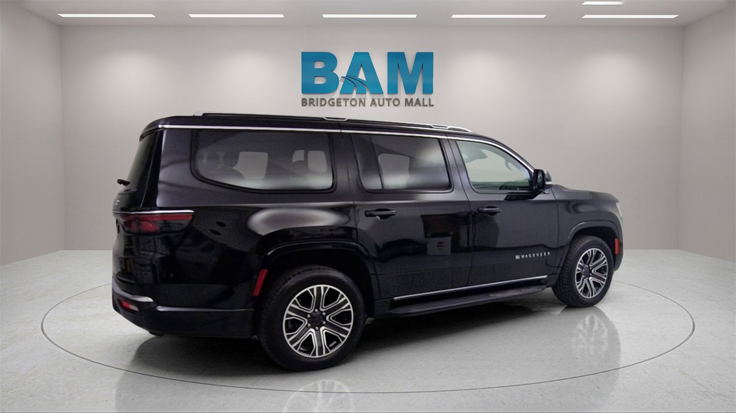 Used 2024 Jeep Wagoneer Series II image 7