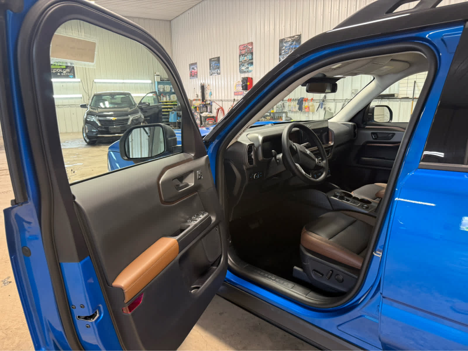 New 2025 Ford Bronco Sport Outer Banks w/ Outer Banks Tech Package+ AWD/4WD image 6