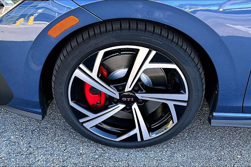 New 2026 Volkswagen GTI SE image 13