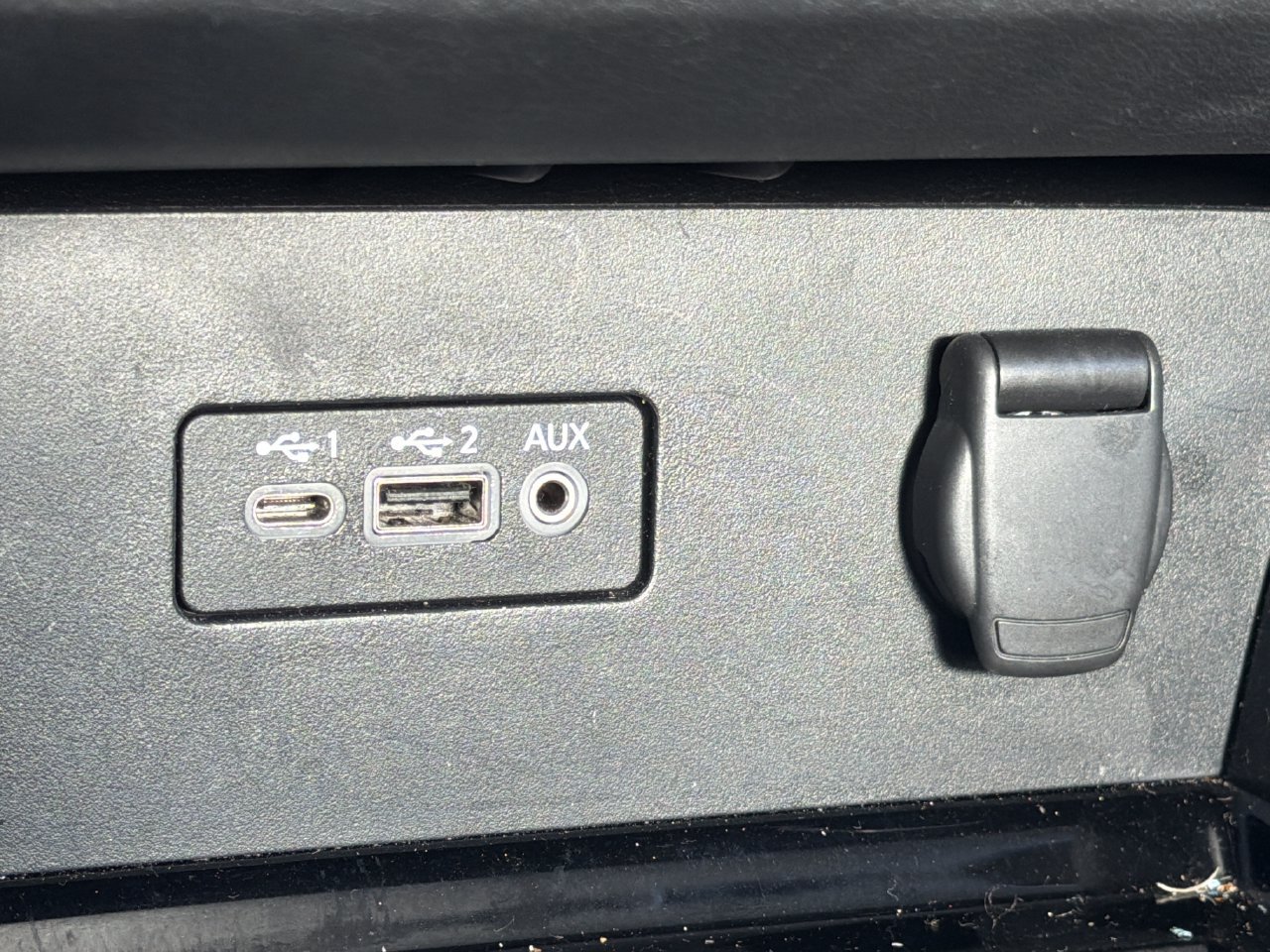 Used 2024 Nissan Altima 2.5 SV FWD image 6