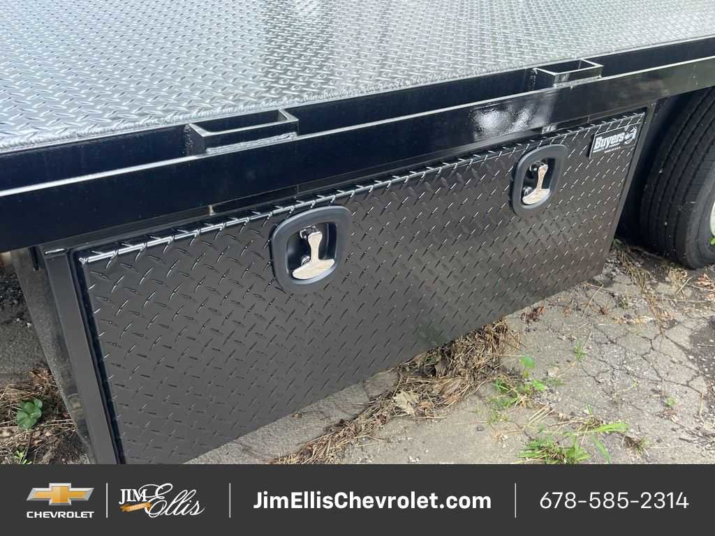 New 2024 Chevrolet Low Cab Forward RWD image 8