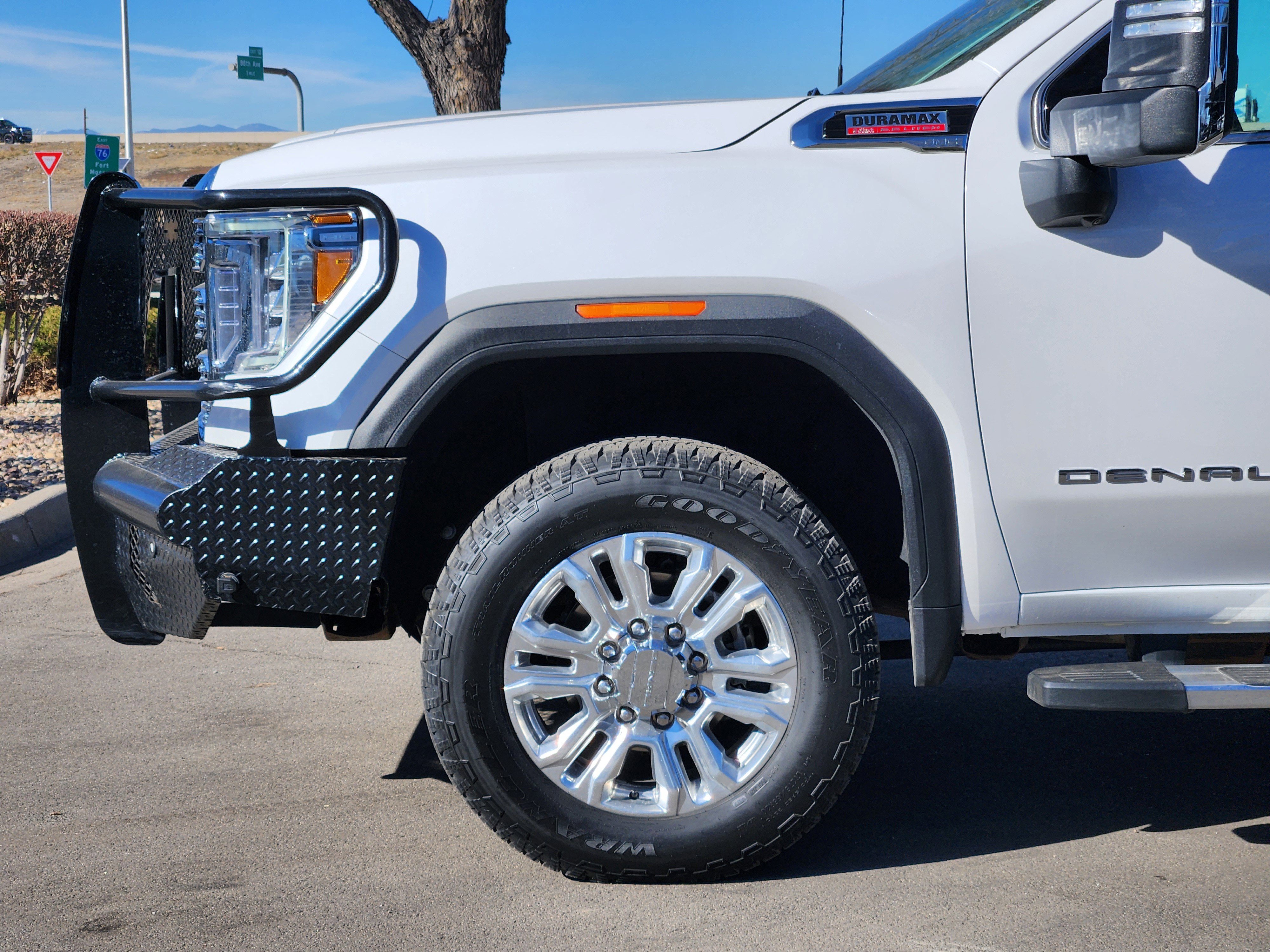 Certified 2022 GMC Sierra 3500 Denali image 5