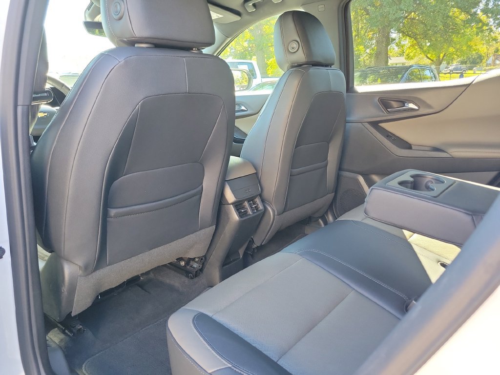 Used 2025 Chevrolet Equinox LT w/ Convenience Package II FWD image 19