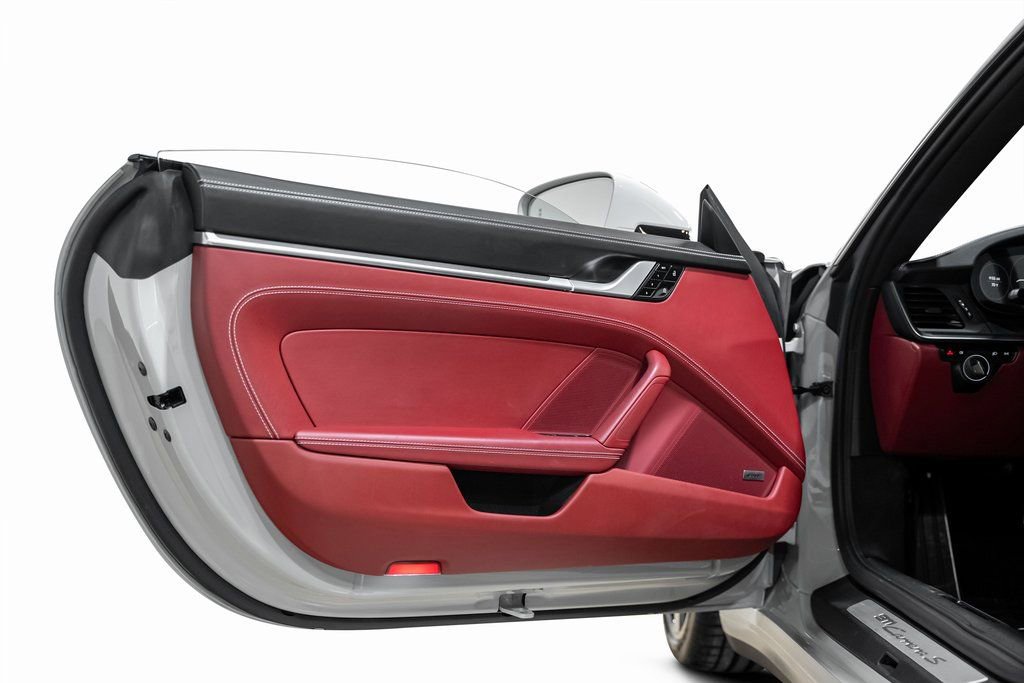 Used 2020 Porsche 911 Carrera S image 53