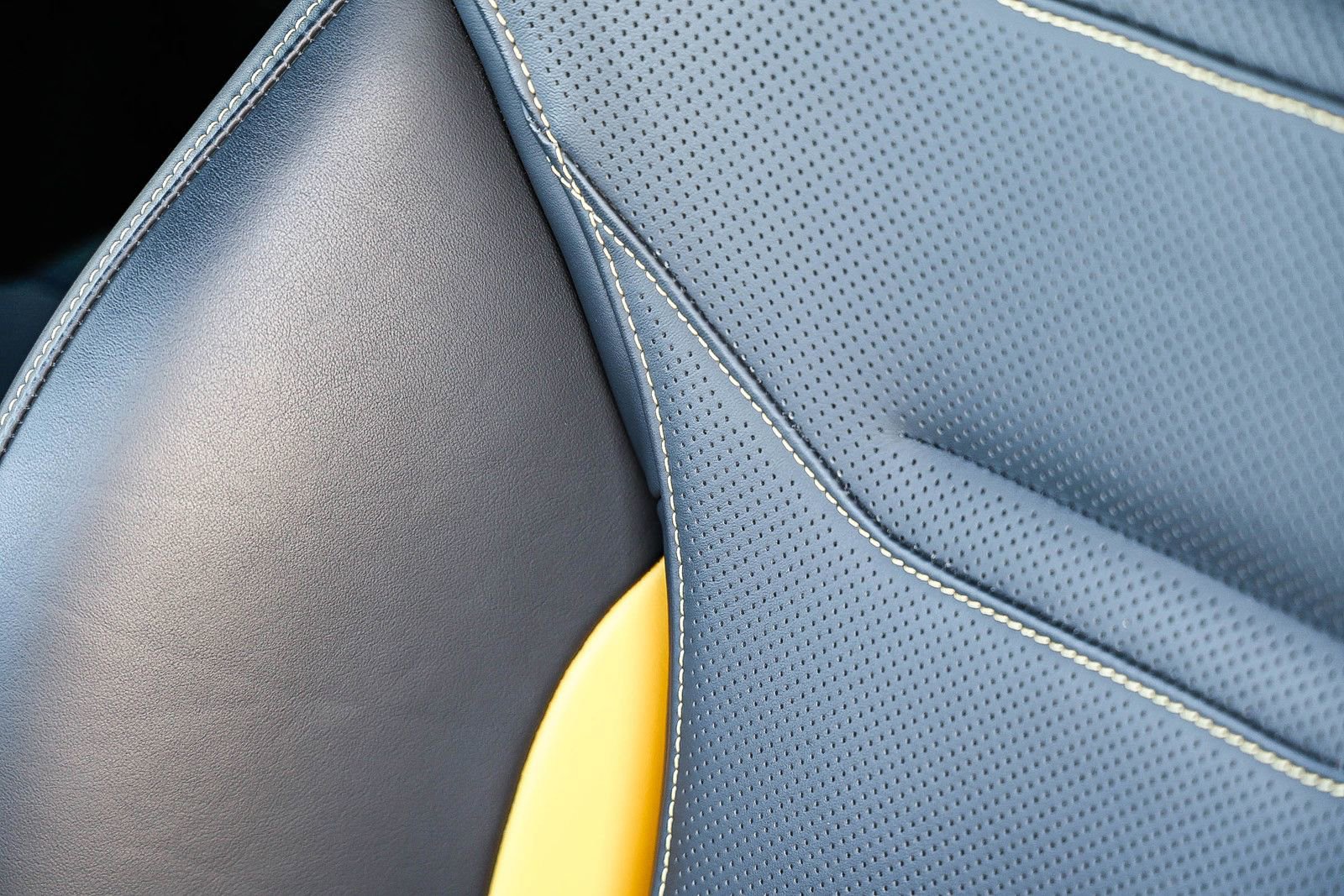 Certified 2025 Mercedes-Benz E 53 AMG e 4MATIC Sedan image 26