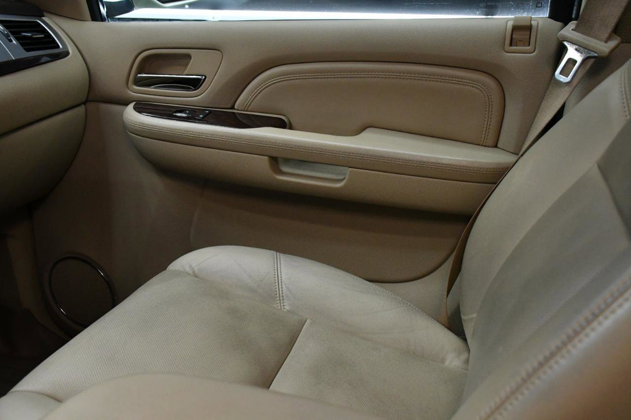 Used 2009 Cadillac Escalade EXT AWD/4WD image 31