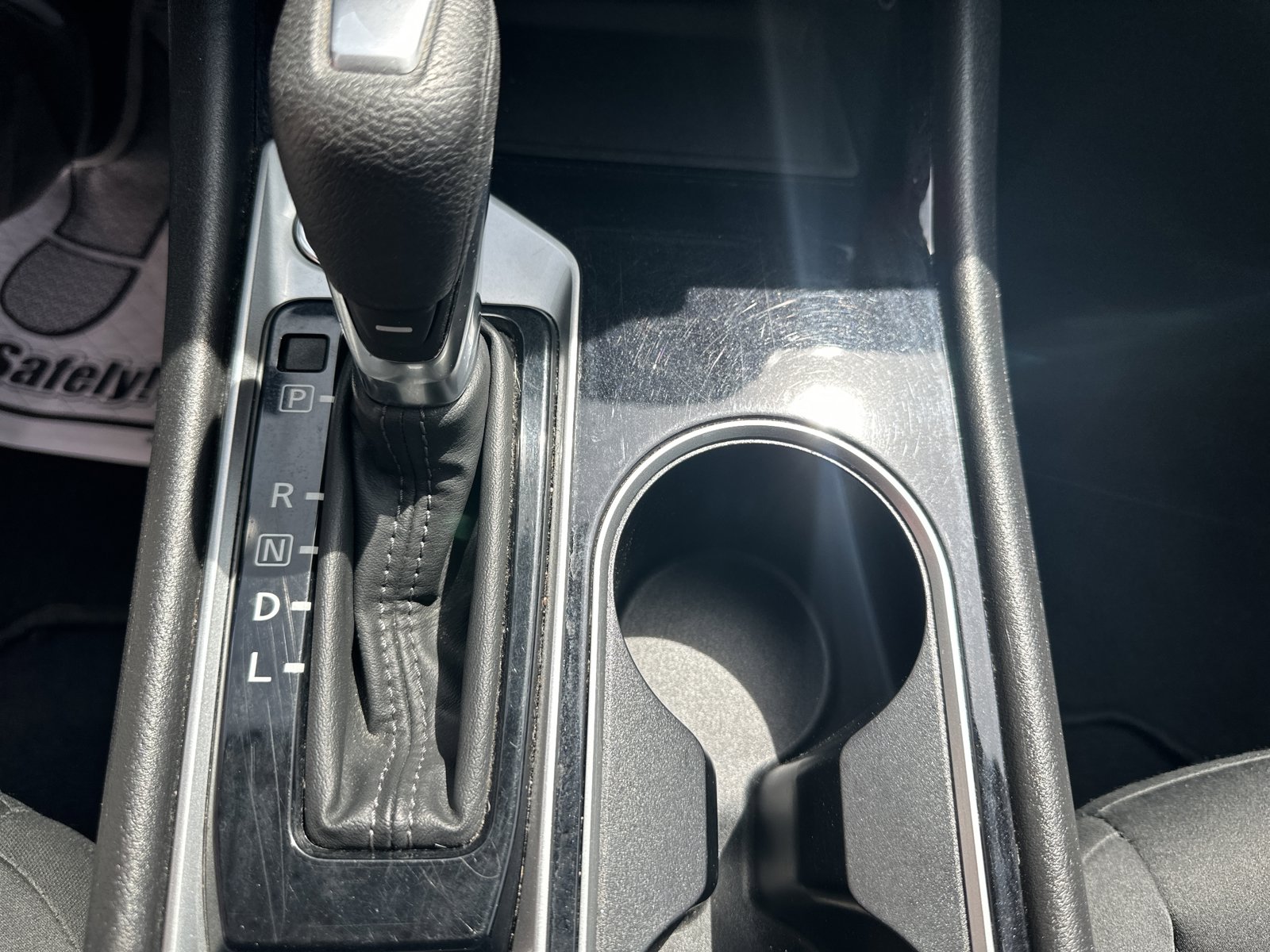 Used 2024 Nissan Altima 2.5 SV FWD image 16