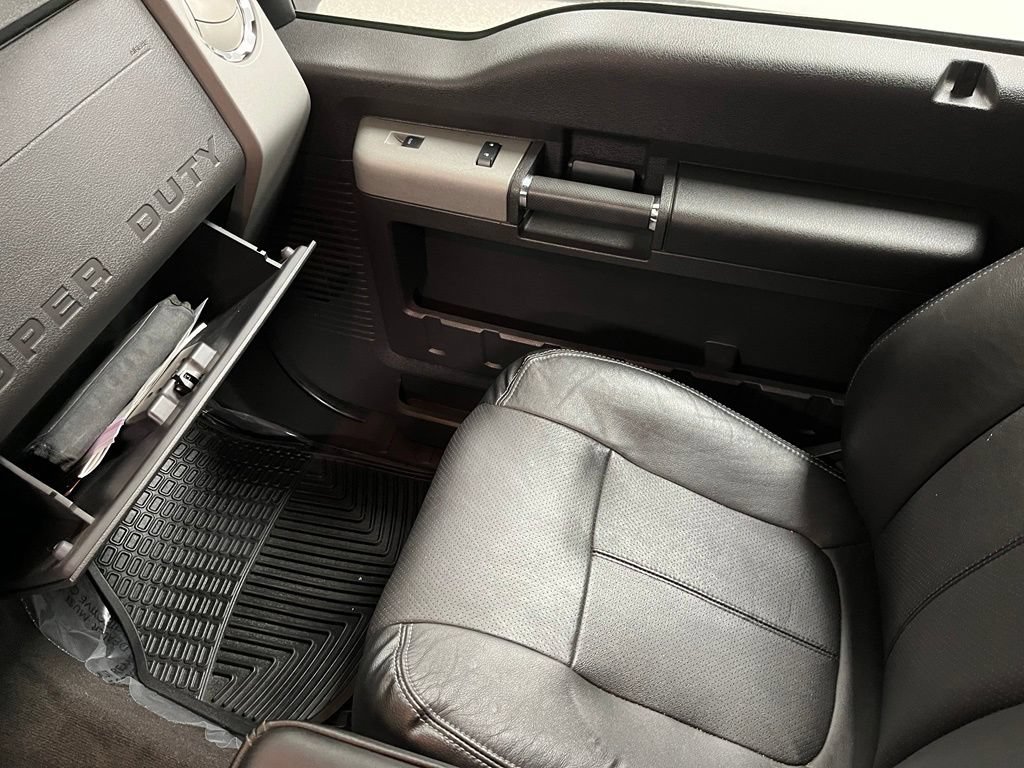 Used 2014 Ford F250 Lariat w/ Lariat Interior Package AWD/4WD image 40