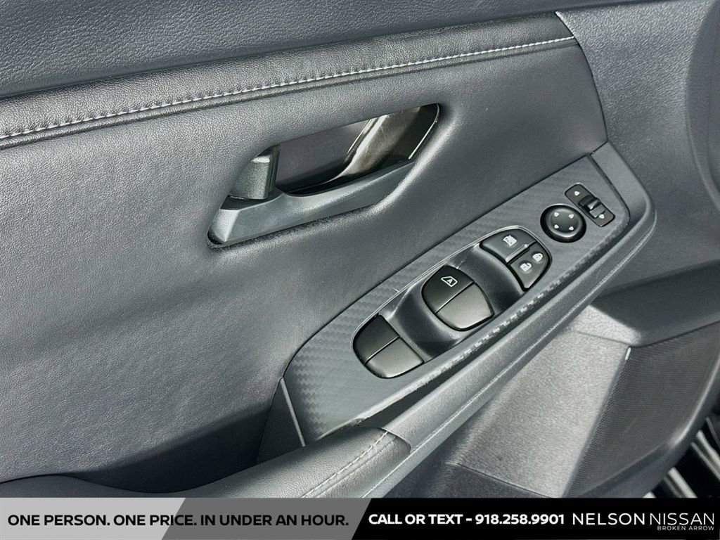 Certified 2025 Nissan Sentra S image 17