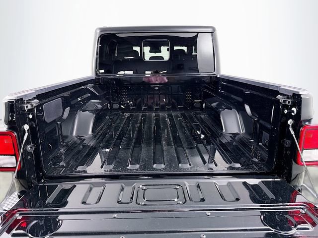New 2025 Jeep Gladiator Sport image 24