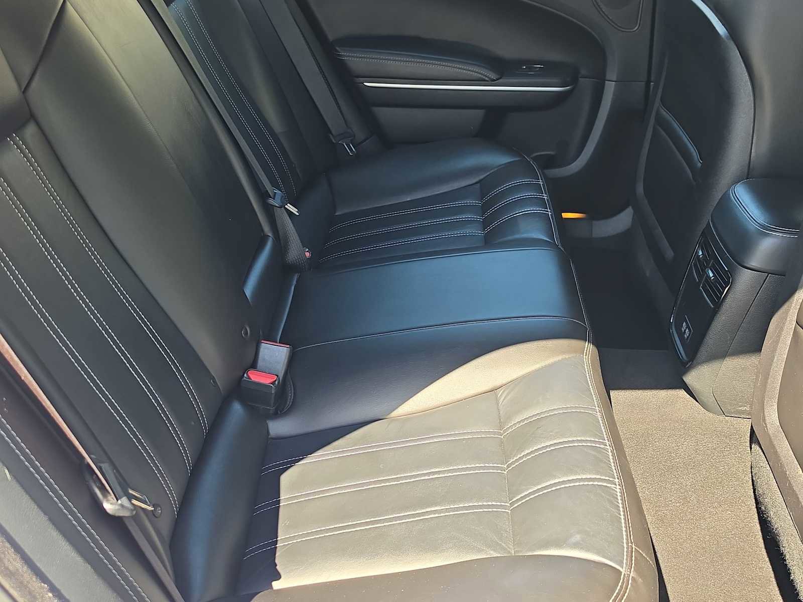 Used 2023 Chrysler 300 S RWD image 17