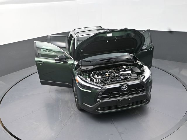 Used 2026 Toyota Corolla Cross XLE w/ Convenience Package image 9