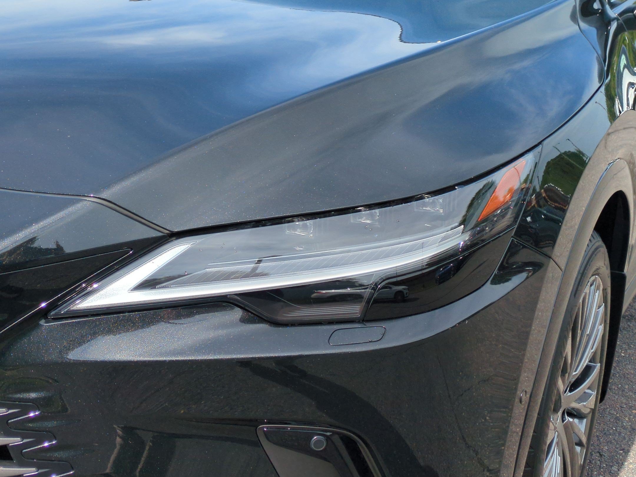 Used 2025 Lexus RX 450h AWD w/ Convenience Package image 9