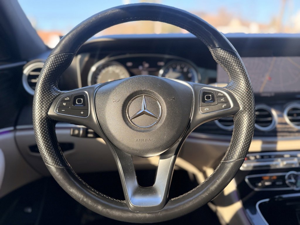 Used 2017 Mercedes-Benz E 300 4MATIC image 22
