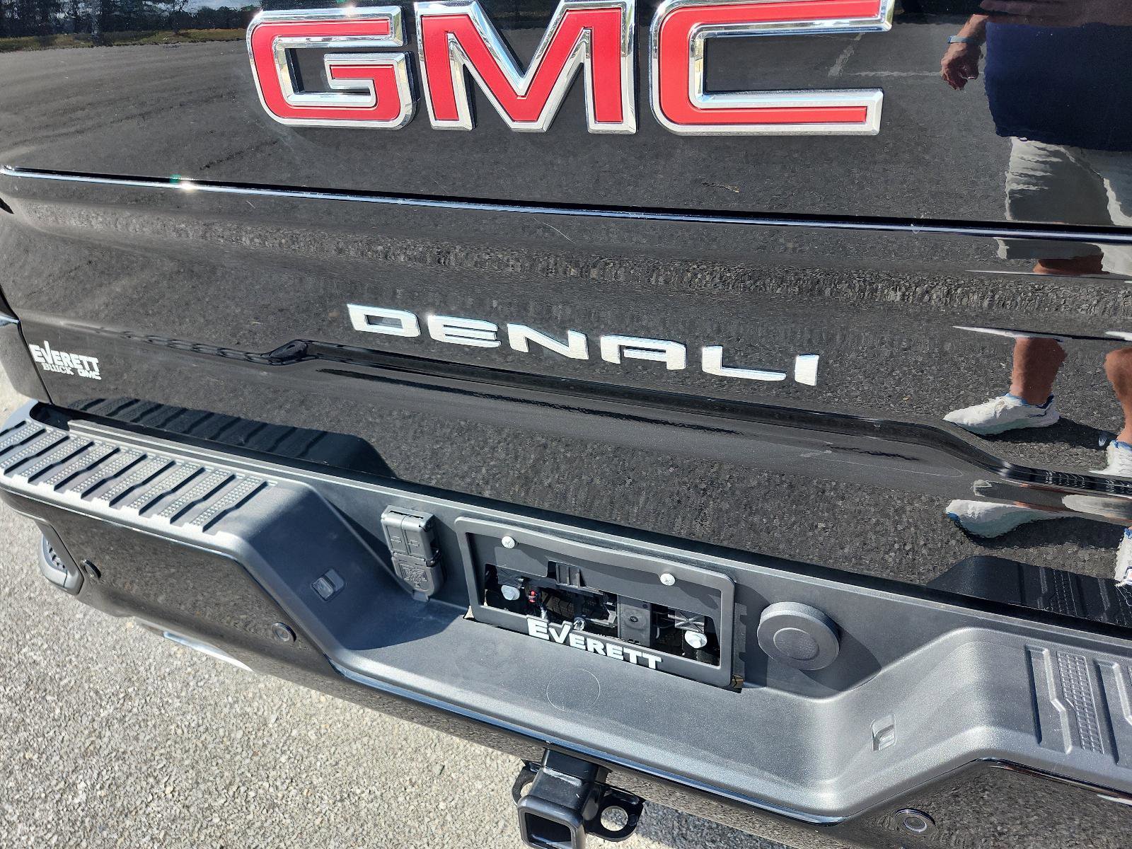 Certified 2025 GMC Sierra 1500 Denali w/ Denali Reserve Package image 4