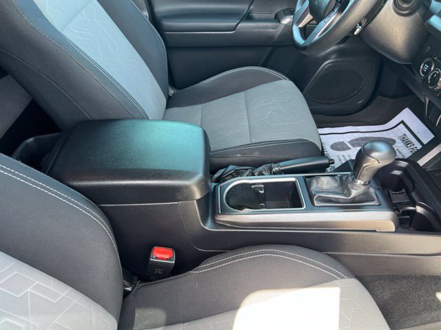Used 2023 Toyota Tacoma TRD Off-Road AWD/4WD image 37
