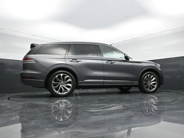 Used 2022 Lincoln Aviator Grand Touring w/ Elements Package Plus AWD/4WD image 45