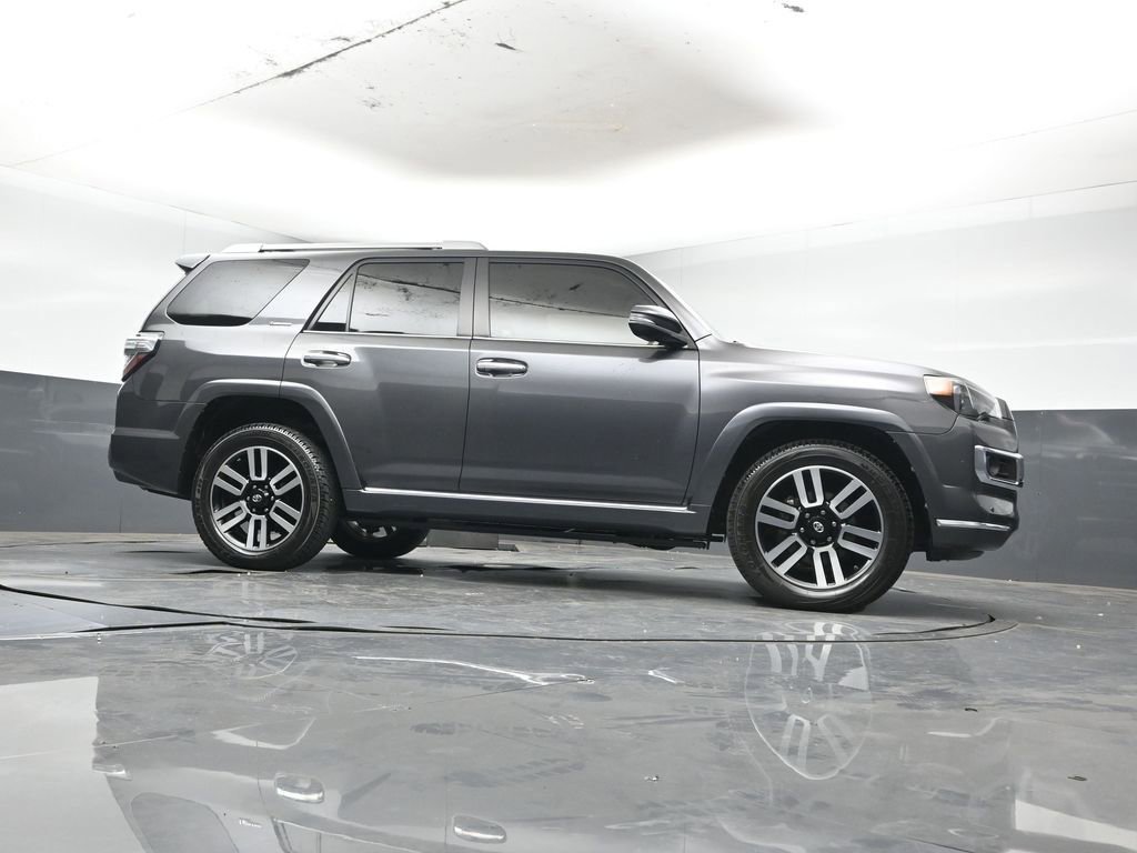 Used 2018 Toyota 4Runner Limited image 33