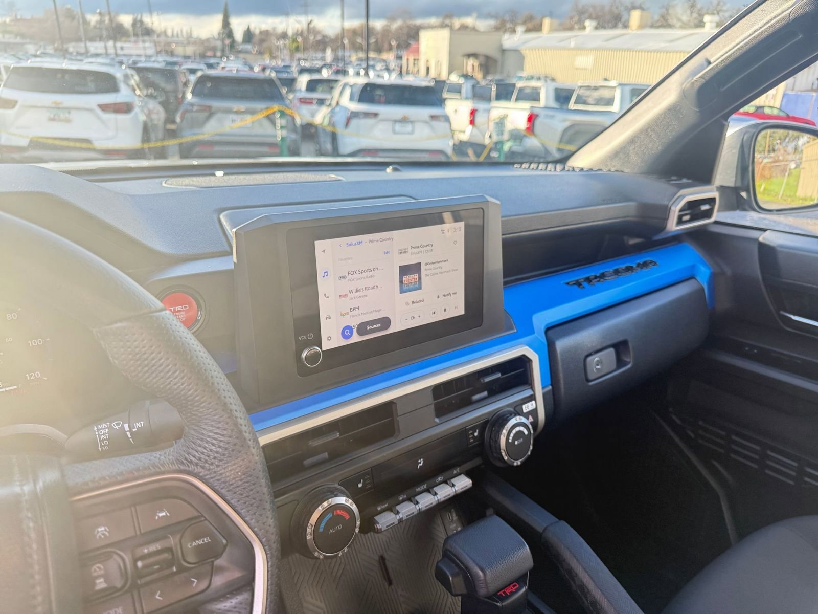 Used 2025 Toyota Tacoma TRD Off-Road image 21