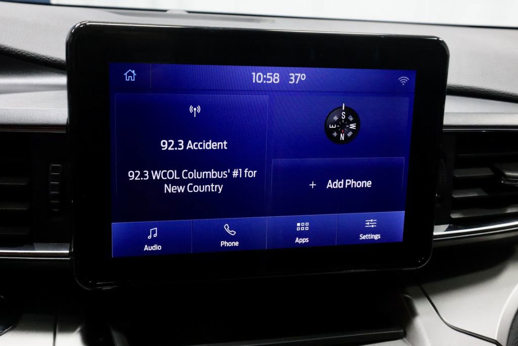 Certified 2021 Ford Explorer XLT w/ Equipment Group 202A image 3