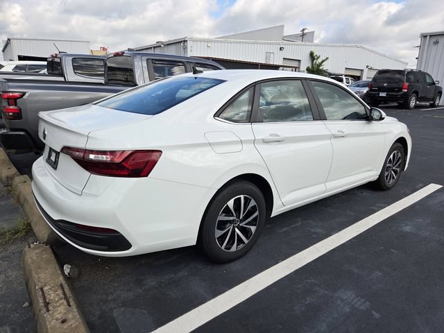 Used 2024 Volkswagen Jetta S FWD image 5