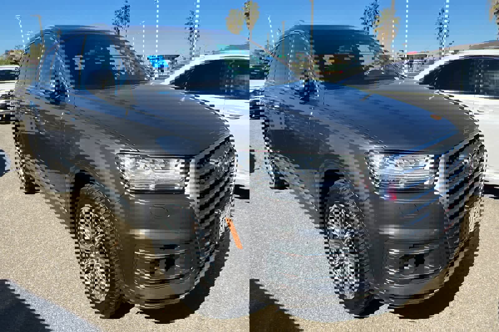 Used 2018 Audi Q7 3.0T Premium Plus w/ Premium Plus Package image 3