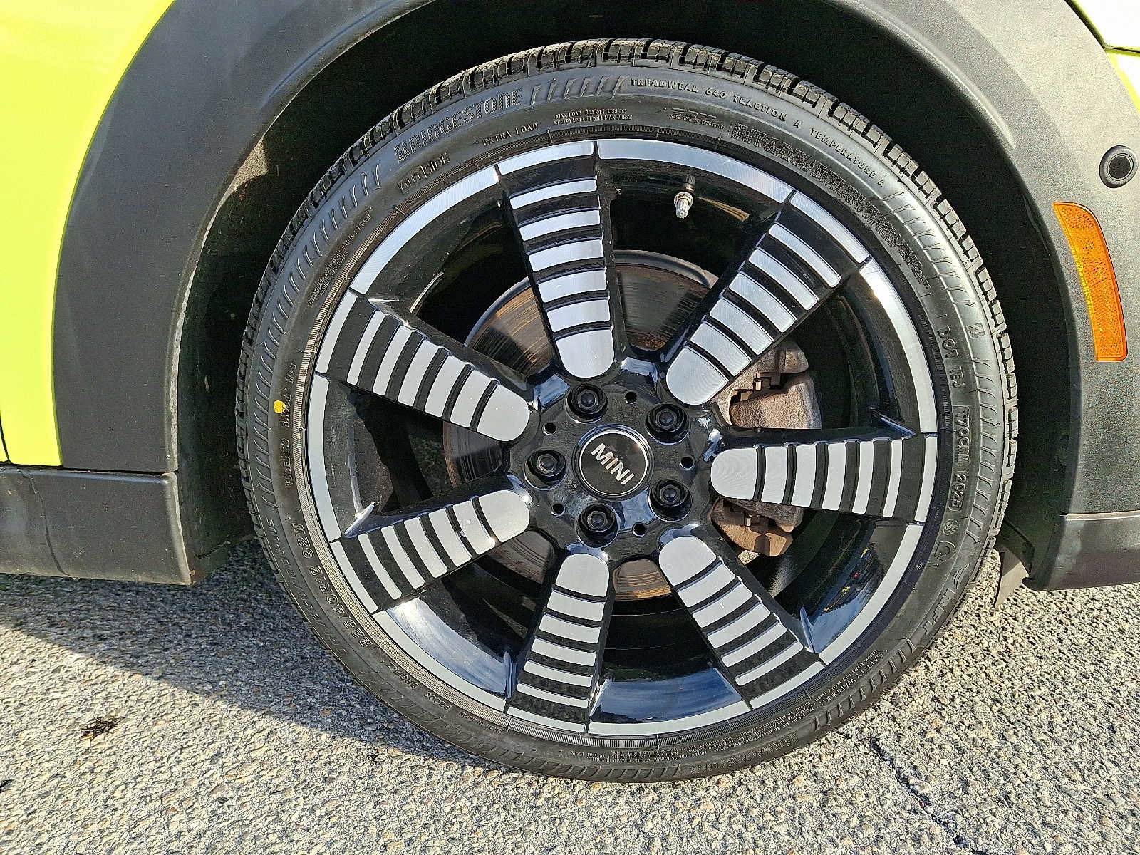 Used 2022 MINI Cooper S w/ Driver Assistance Package image 8