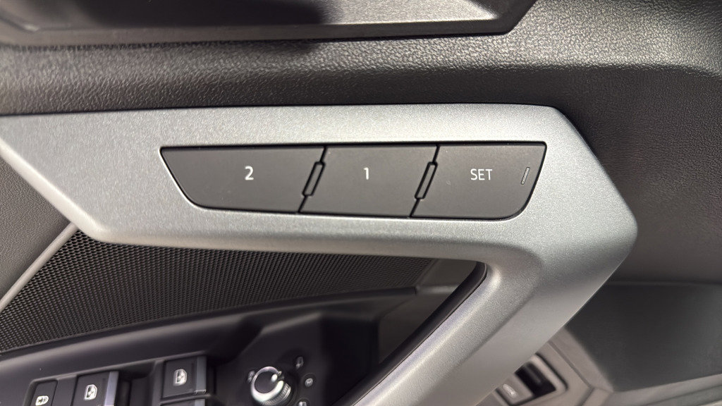 Used 2025 Audi A3 2.0T Premium w/ Convenience Package image 16
