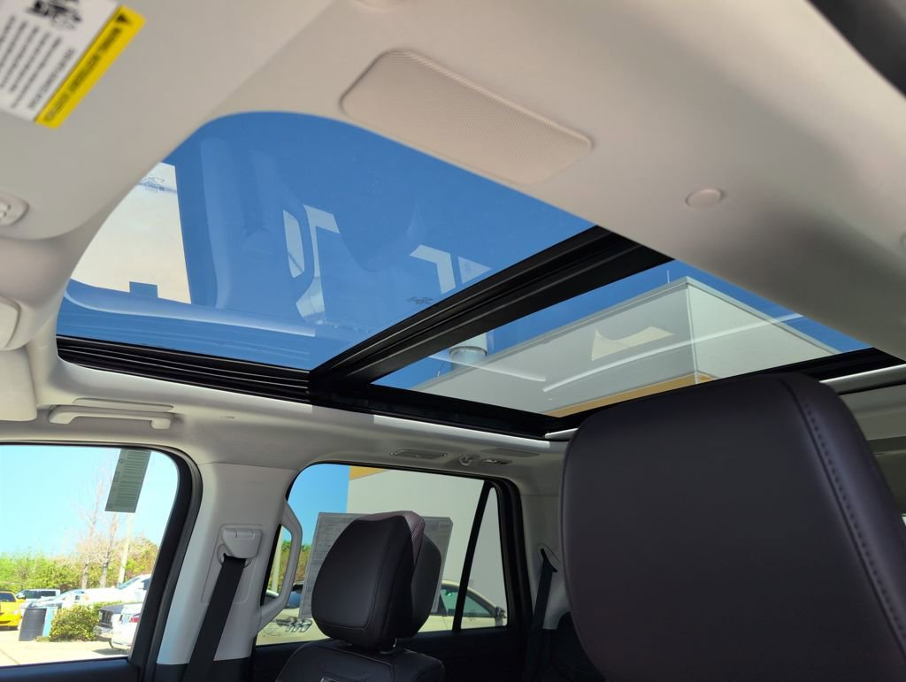 New 2026 Ford Expedition Platinum w/ Platinum Ultimate Package image 9