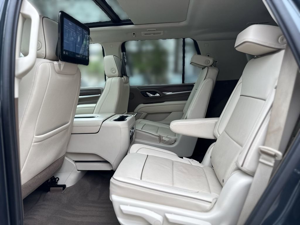 Used 2021 GMC Yukon Denali w/ Denali Ultimate Package image 24