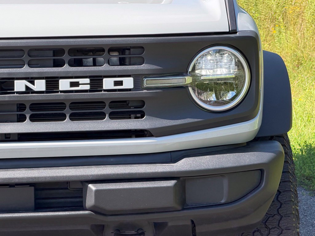 New 2026 Ford Bronco 2-Door w/ Sasquatch Package AWD/4WD image 2