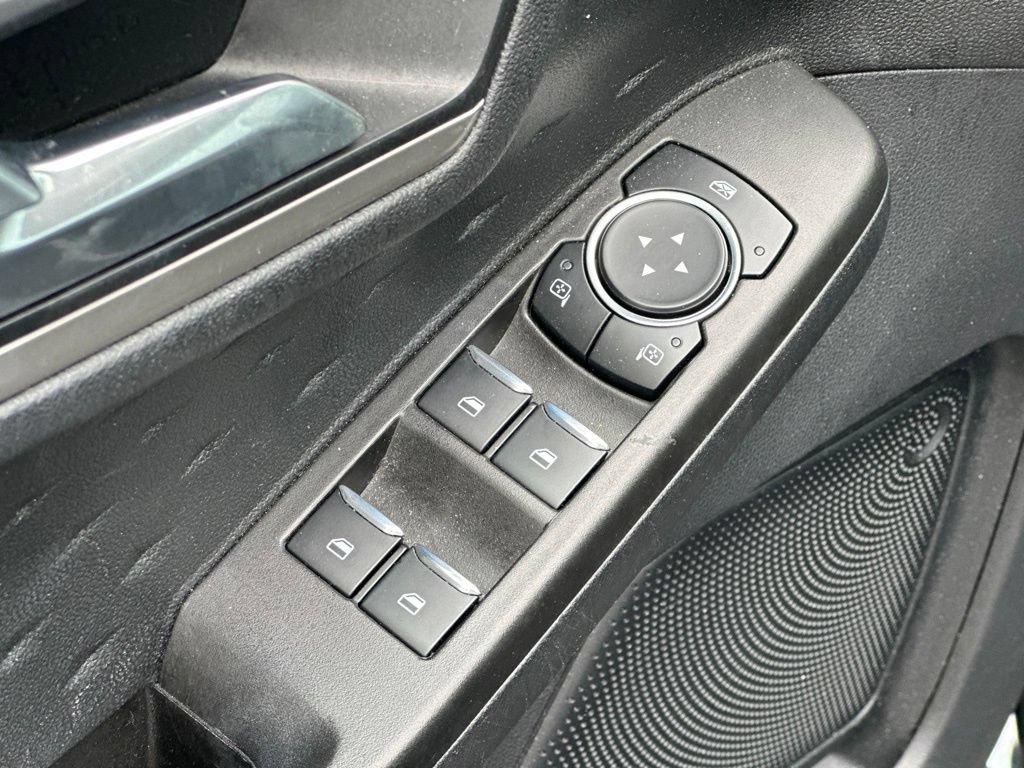 Used 2020 Ford Escape SEL AWD/4WD image 16