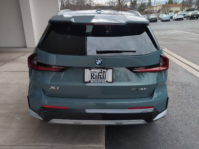 Used 2023 BMW X1 xDrive28i w/ Premium Package image 4