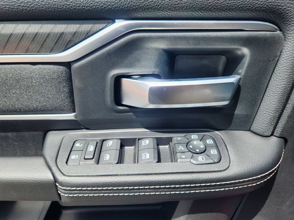 New 2026 RAM 2500 Big Horn AWD/4WD image 25