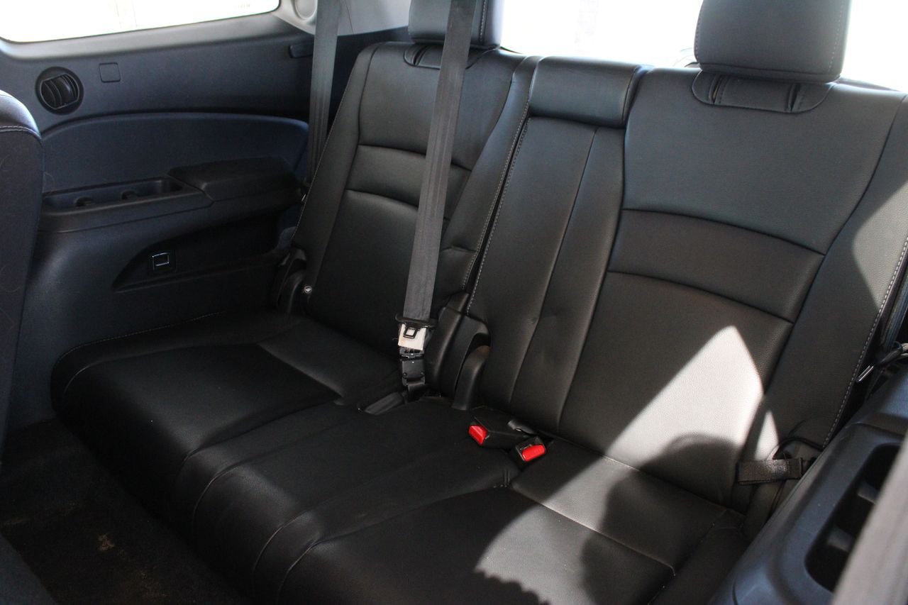Used 2017 Honda Pilot Touring image 22
