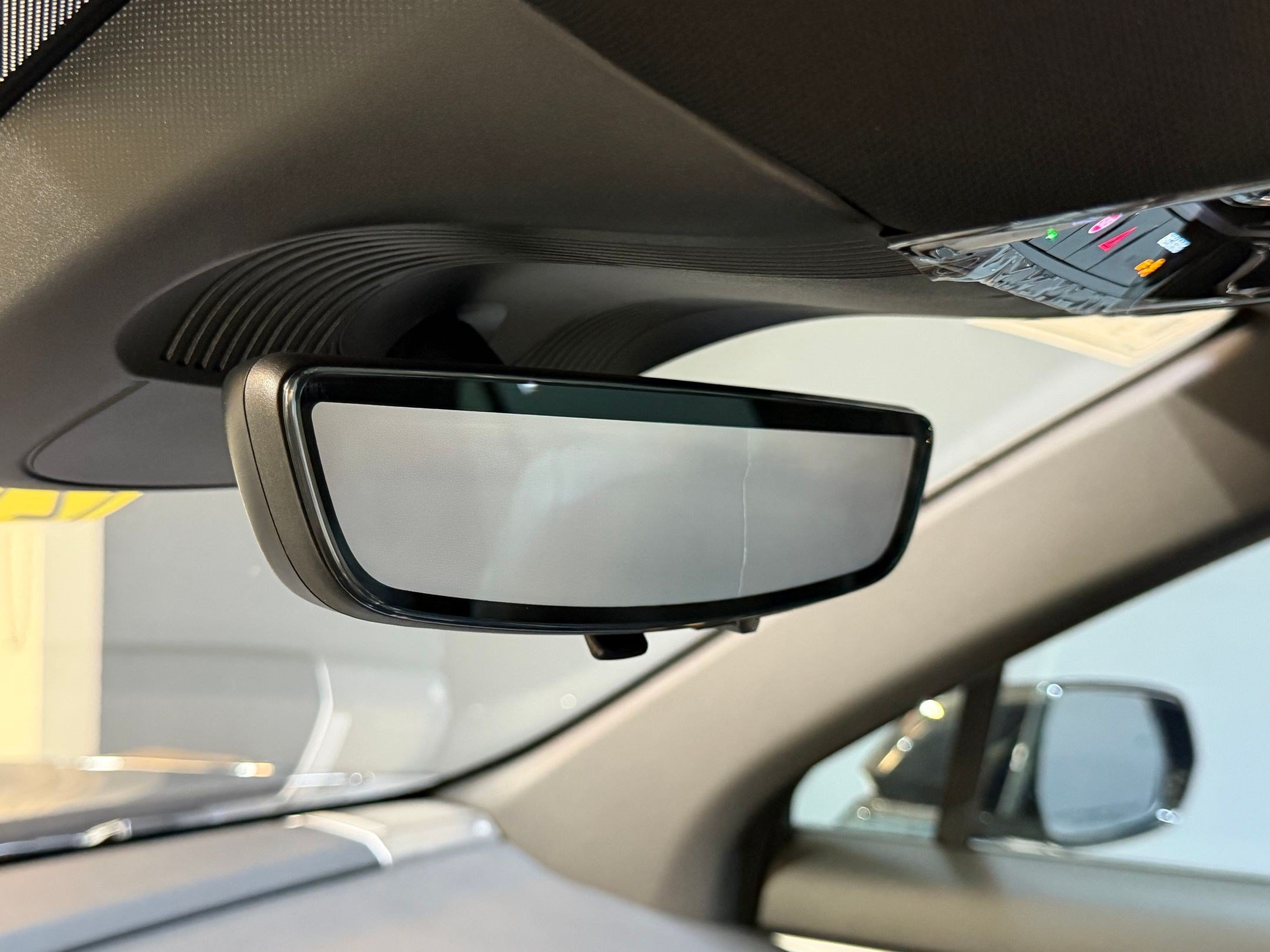 New 2026 Cadillac Vistiq Luxury AWD/4WD image 17