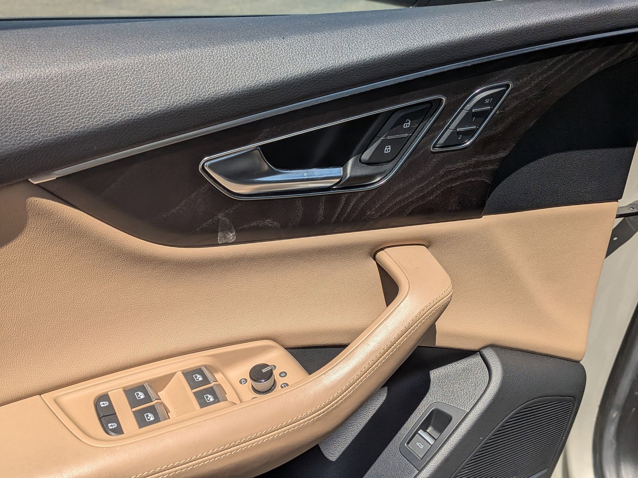 Used 2022 Audi Q8 Premium Plus w/ Premium Plus Package image 13