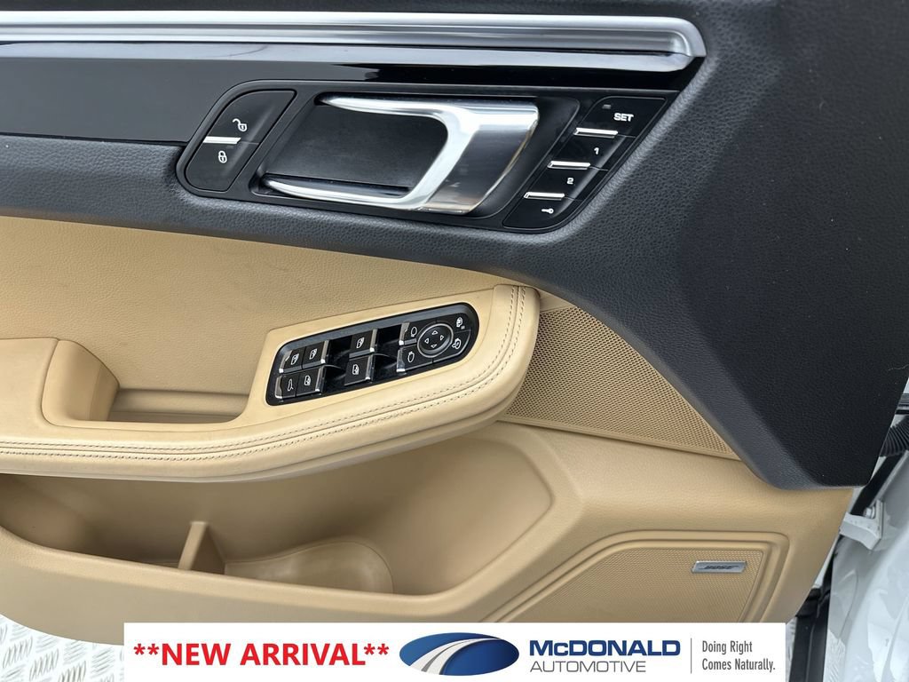 Used 2017 Porsche Macan S AWD/4WD image 13