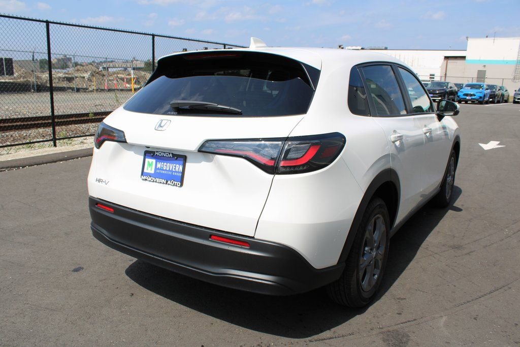 New 2026 Honda HR-V LX image 12