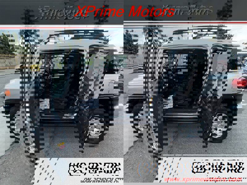Used 2007 Toyota FJ Cruiser 4WD image 21