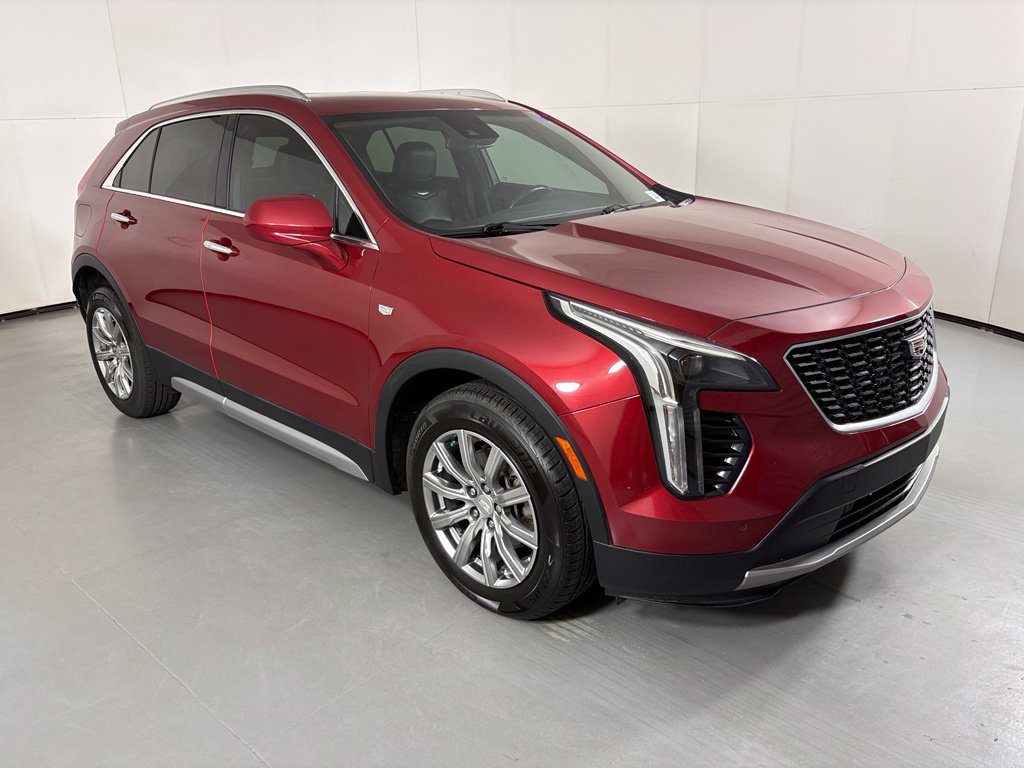 Used 2019 Cadillac XT4 Premium Luxury w/ Driver Awareness Package FWD image 2