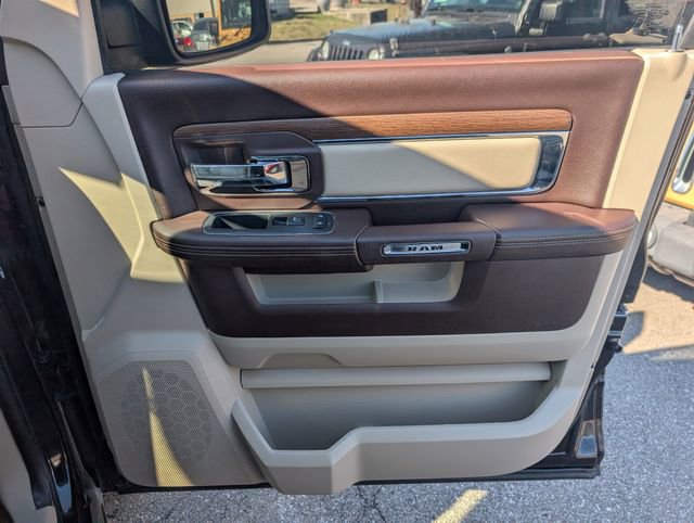 Used 2016 RAM 1500 Laramie w/ Convenience Group image 25