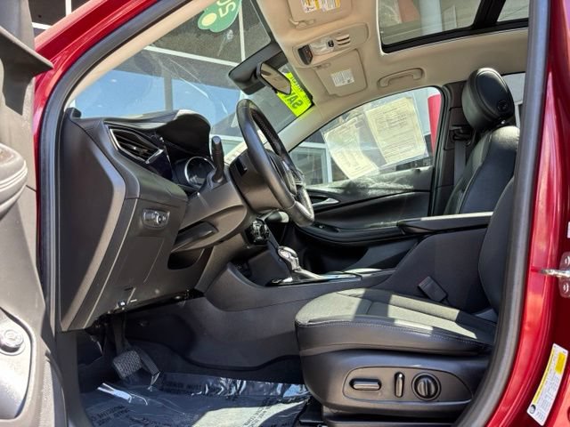 Used 2022 Buick Encore GX Select w/ Experience Buick Package FWD image 11