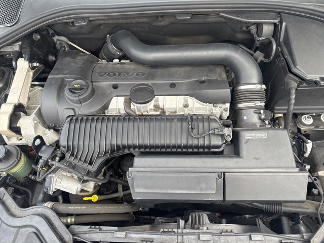 Used 2015 Volvo V60 T5 Cross Country image 28