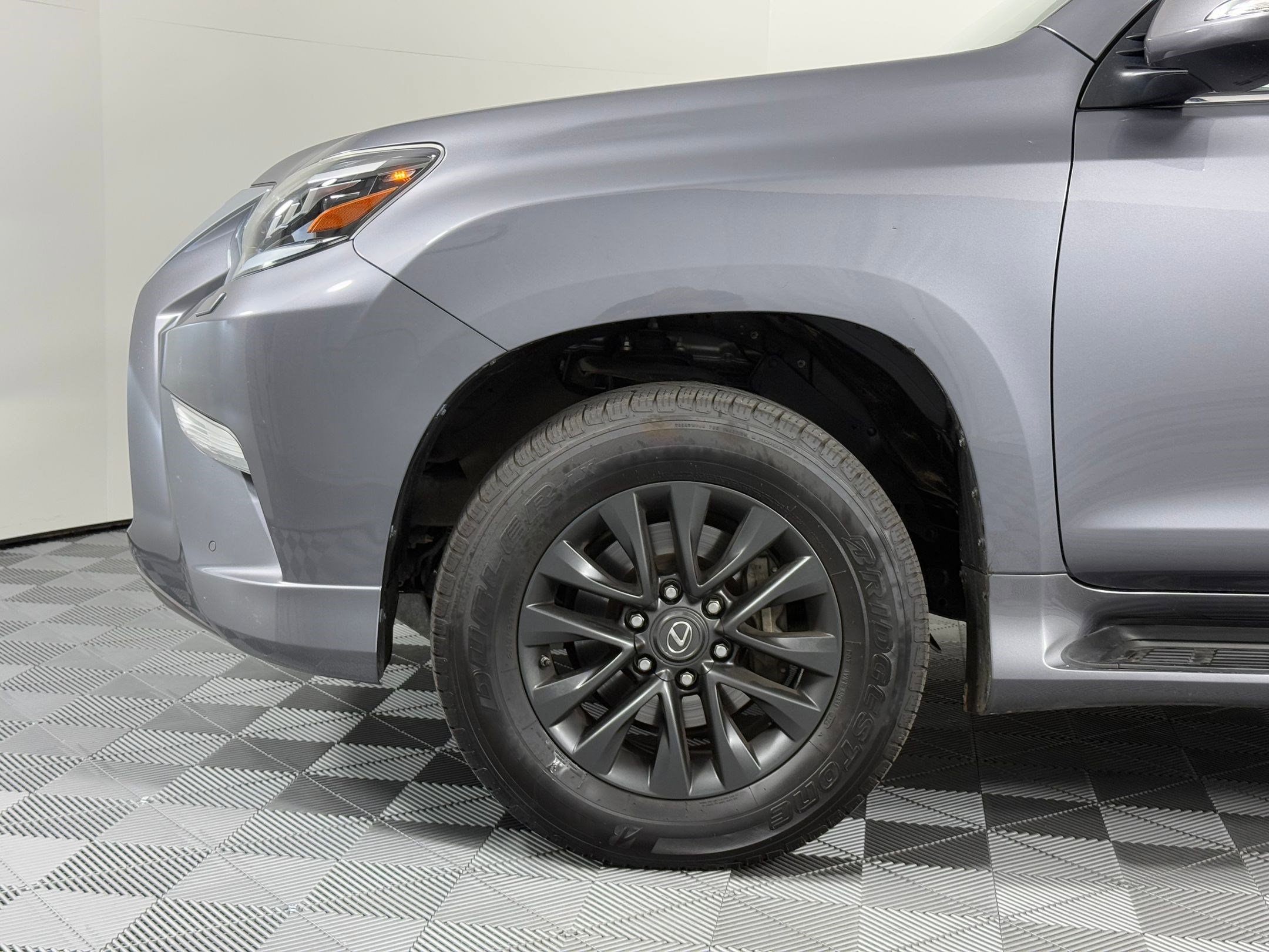 Used 2023 Lexus GX 460 Premium image 12
