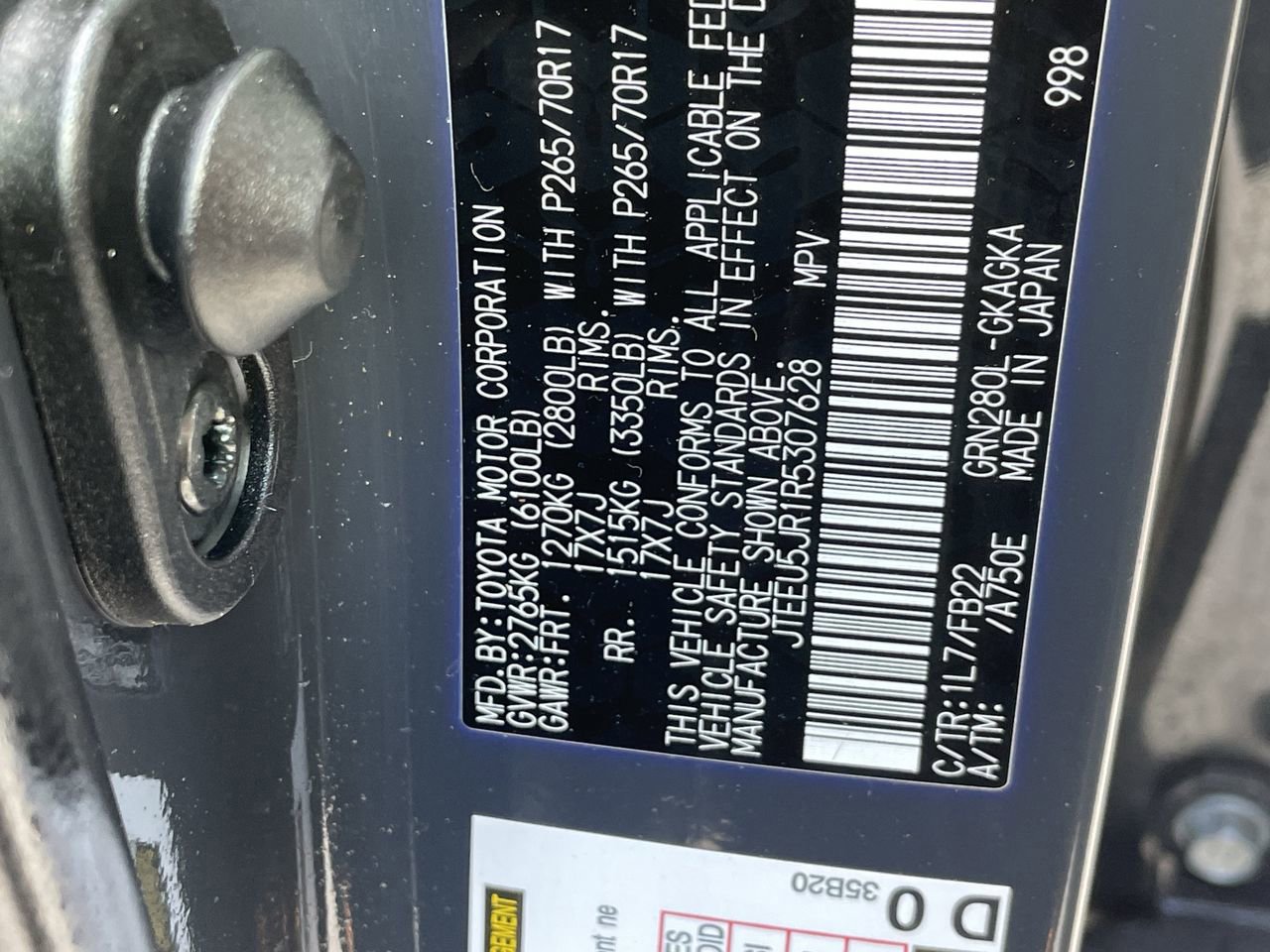 Used 2024 Toyota 4Runner SR5 RWD image 33